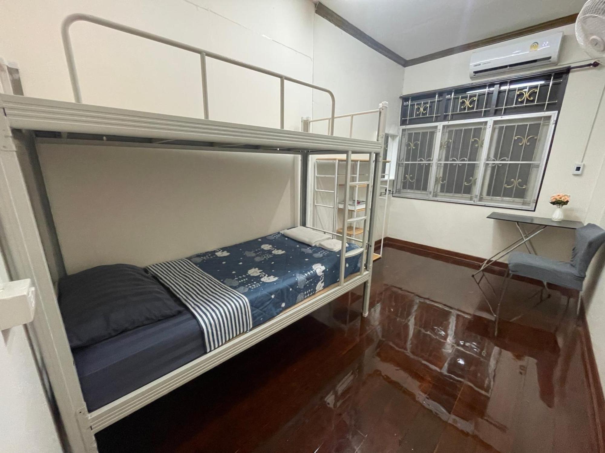 2B Cozy Hostel ตรัง エクステリア 写真