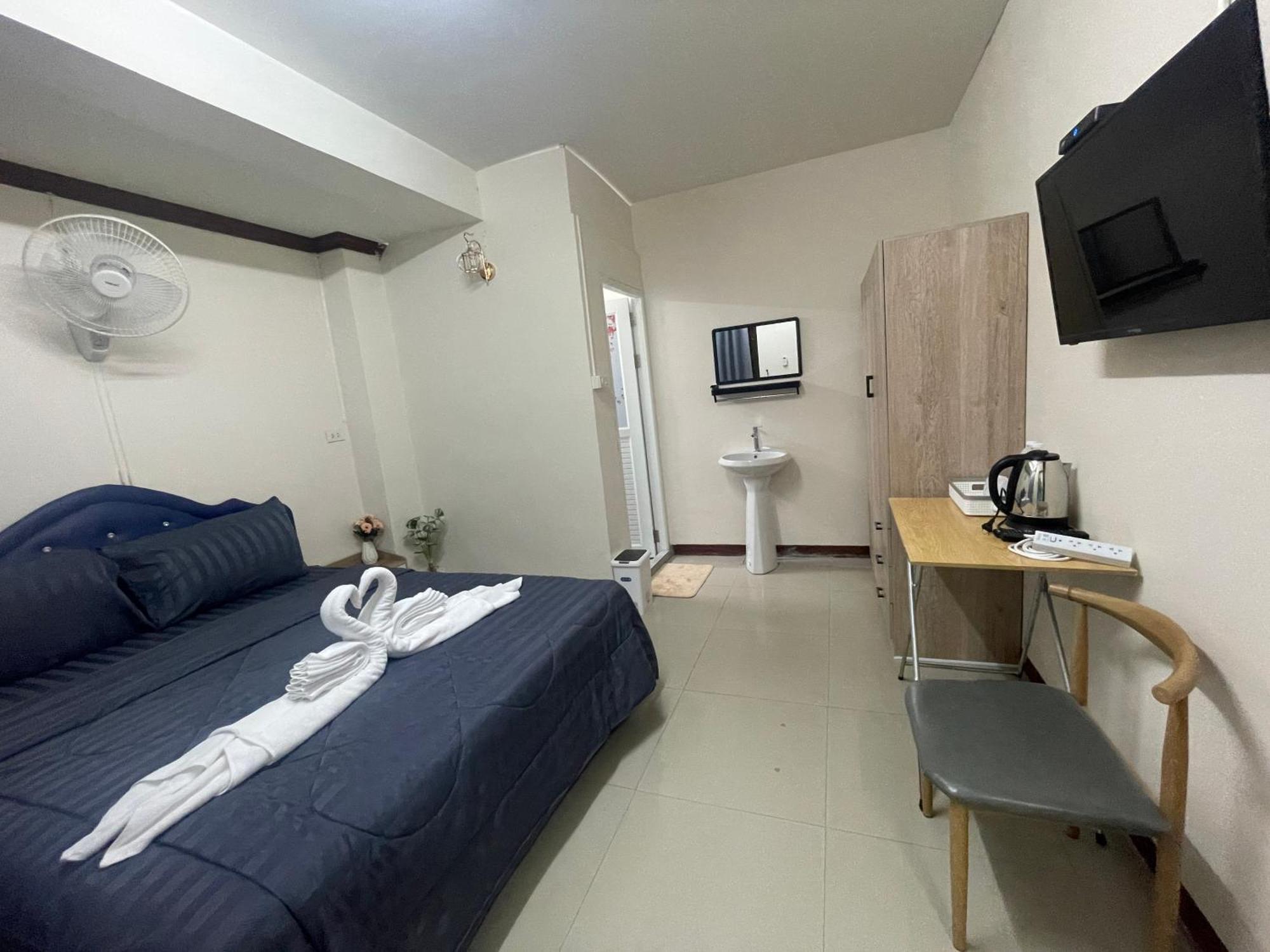 2B Cozy Hostel ตรัง エクステリア 写真