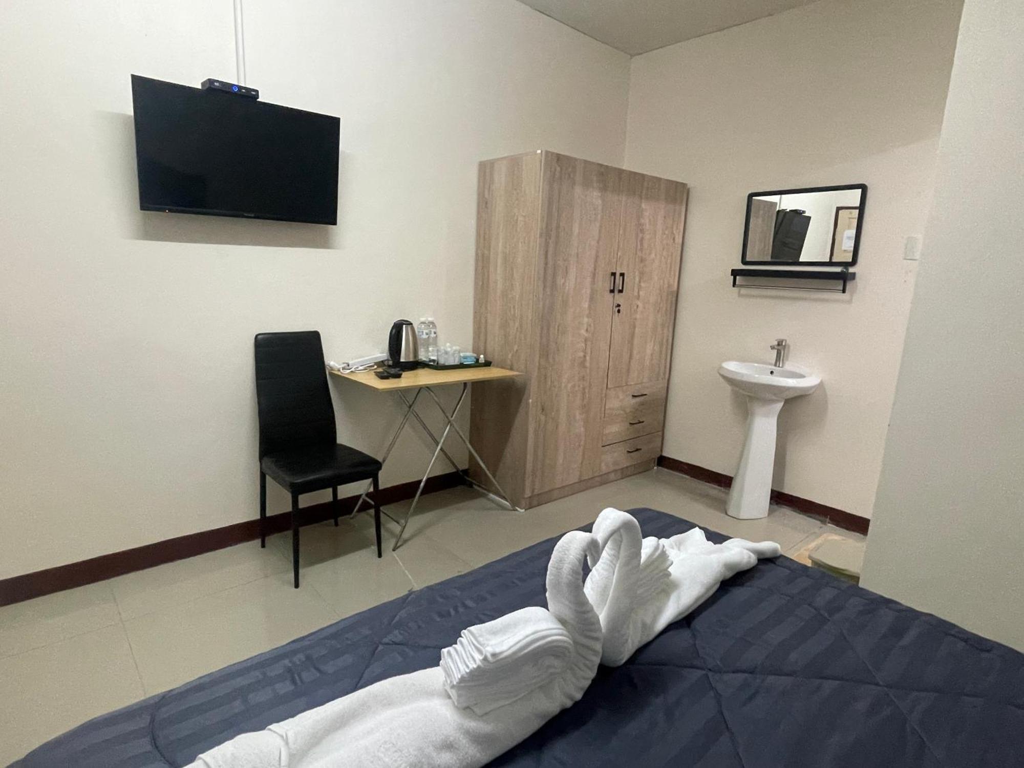 2B Cozy Hostel ตรัง エクステリア 写真