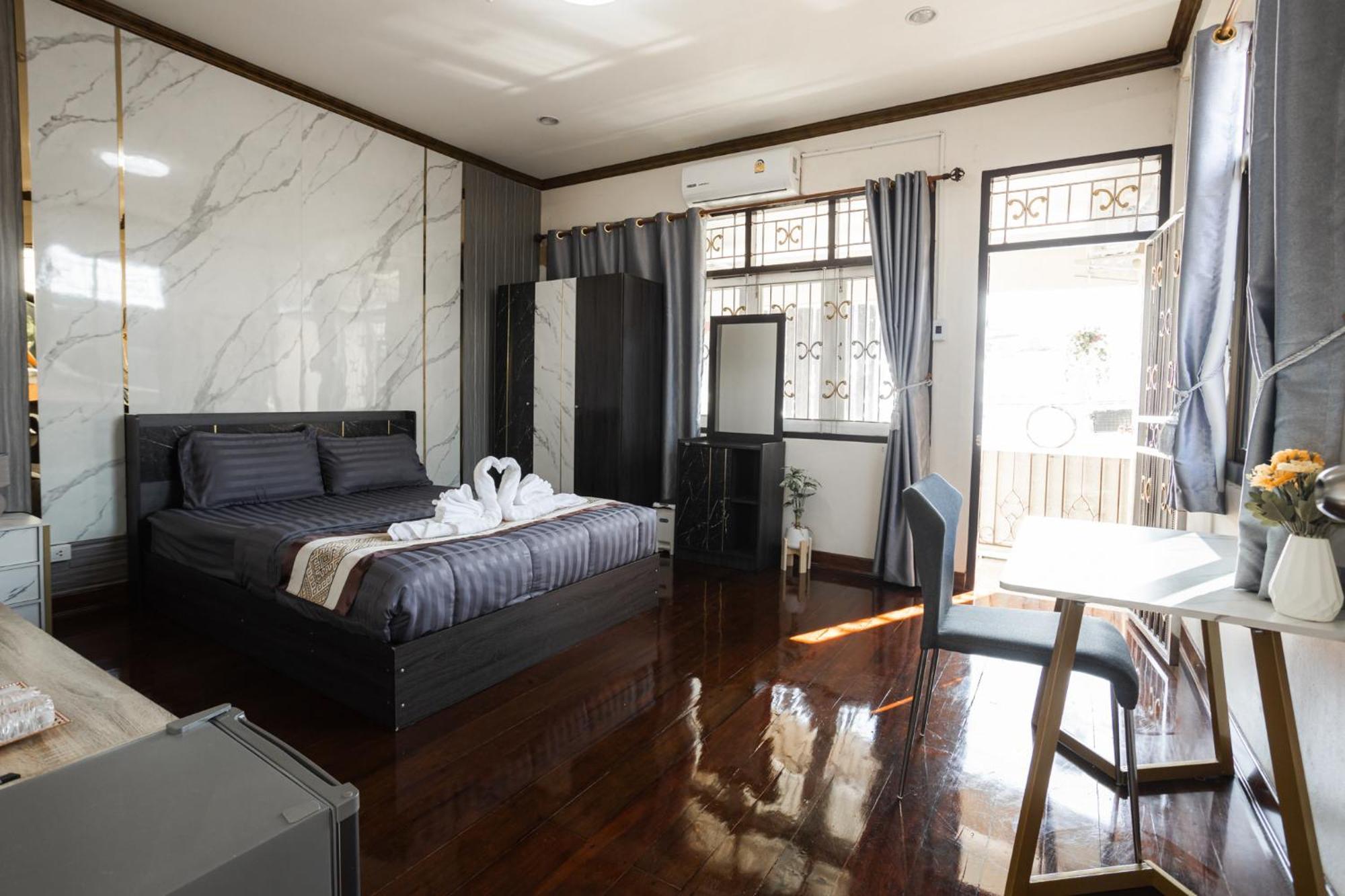 2B Cozy Hostel ตรัง エクステリア 写真