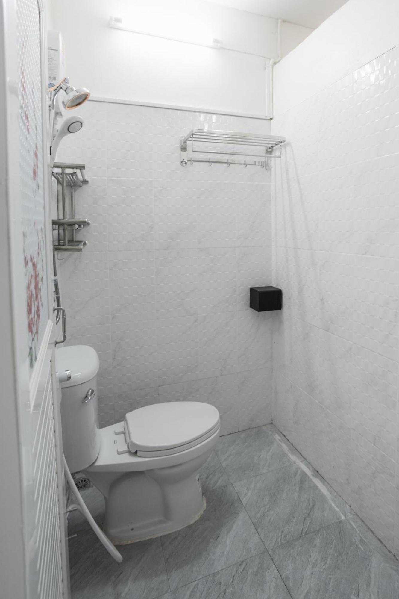 2B Cozy Hostel ตรัง エクステリア 写真