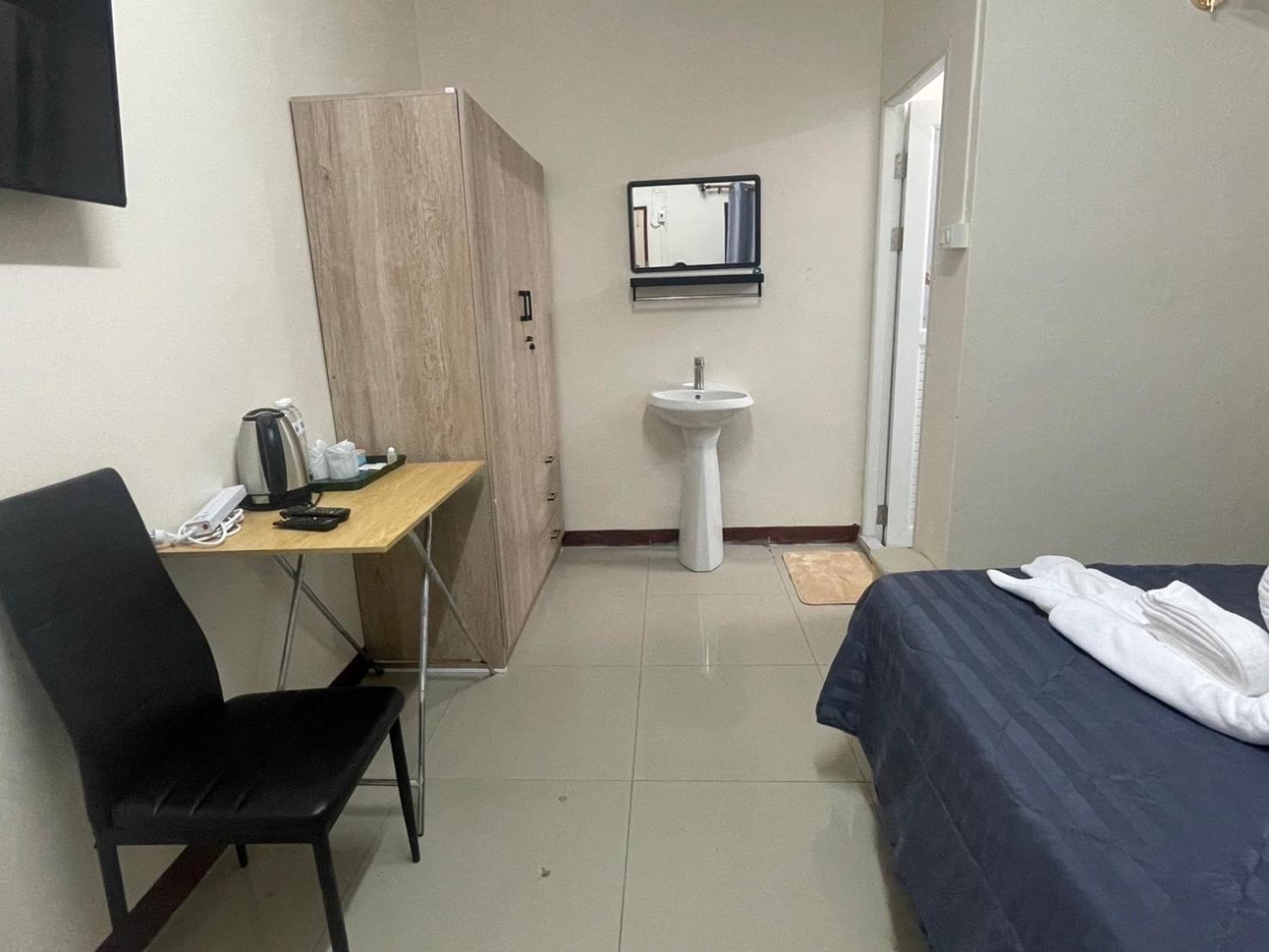 2B Cozy Hostel ตรัง エクステリア 写真